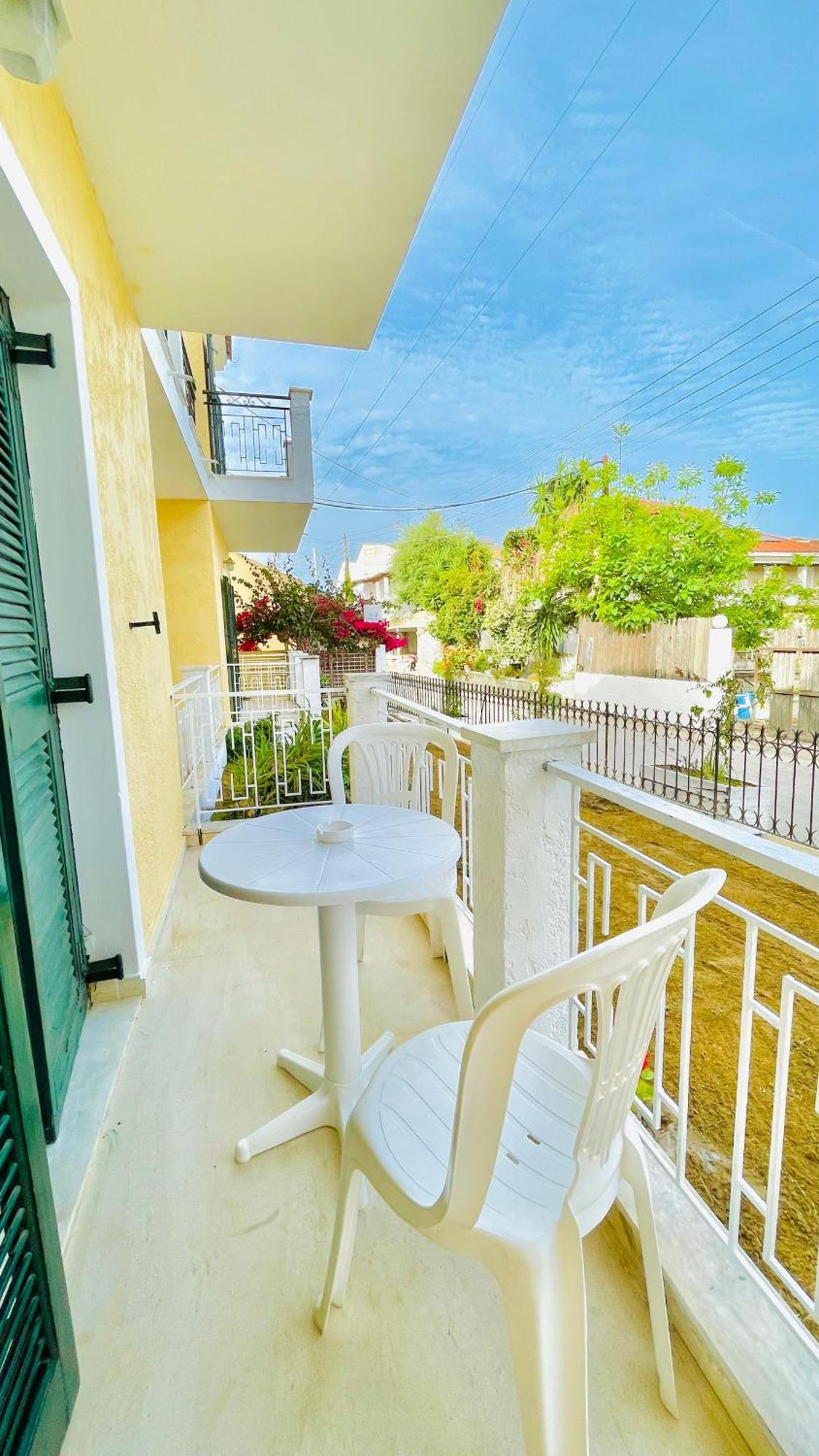 Kavos Aparthotel Eksteriør bilde